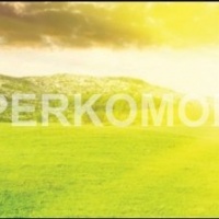 Скинали рассвет в горах