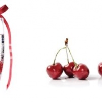 Кухонный фартук вишни в бокале