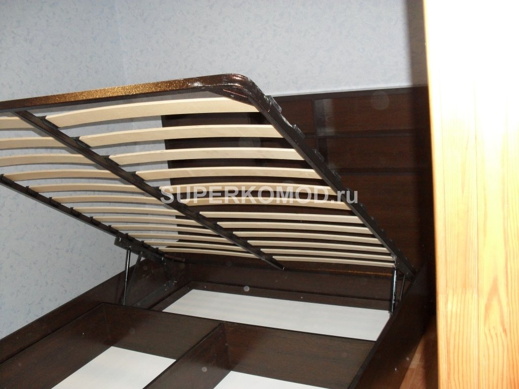 Двухспальная кровать на заказ 1095