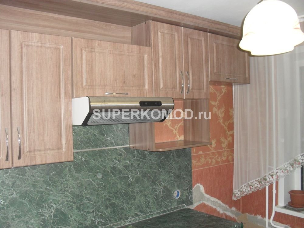 Угловая кухня с фартуком на заказ