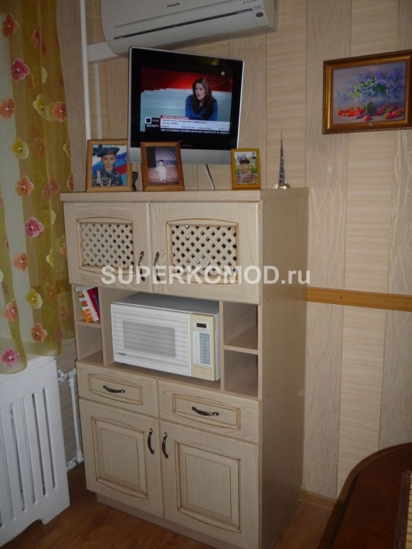 Угловая кухня из светлого дуба