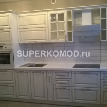 Кухня классическая светлая