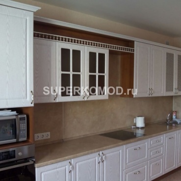 Белый кухонный гарнитур
