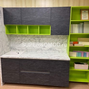 Кухня темня прямая