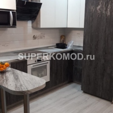 Кухня под гранит п-образная с барной стойкой