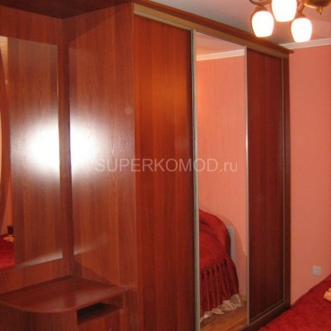 шкаф-купе с комодиком светло-коричневый