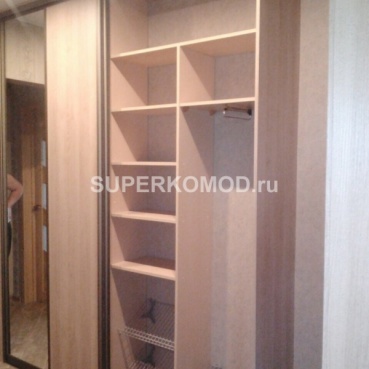 Многофункциональный шкаф в прихожую