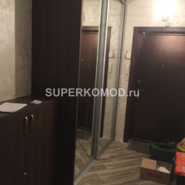 Удобный шкаф для прихожей