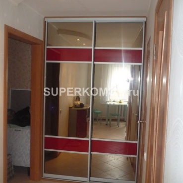 Стандартный шкаф купе в барнауле красные стекла и зеркала