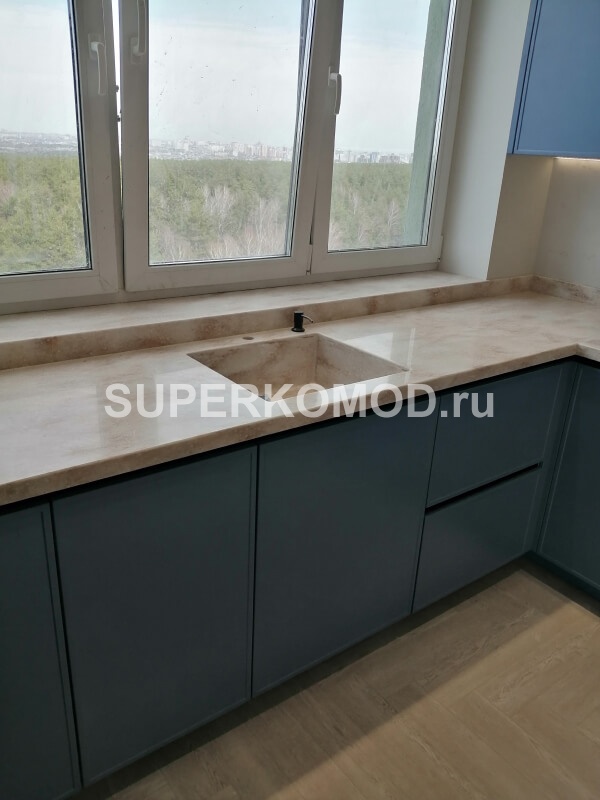 Кухня со столешницей из искусственного камня заказать в Барнауле