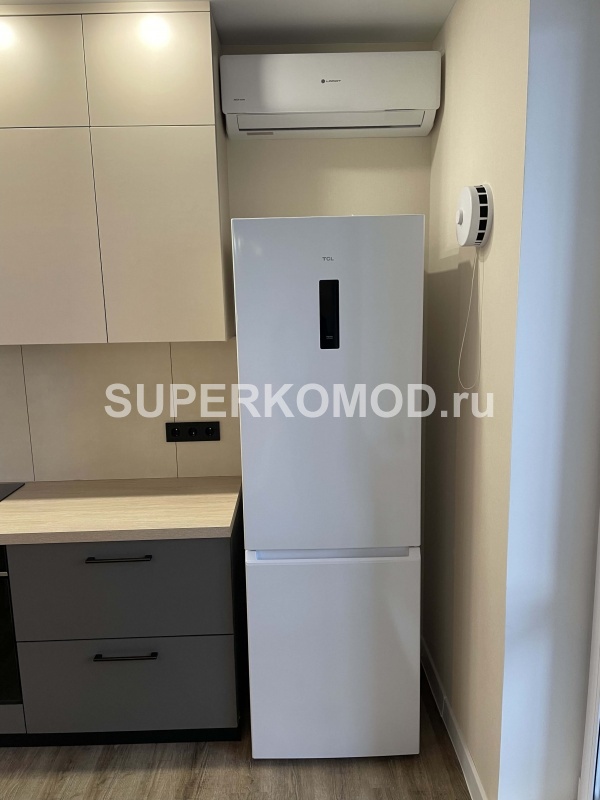 Серая кухня-гостиная в современном стиле на заказ недорого