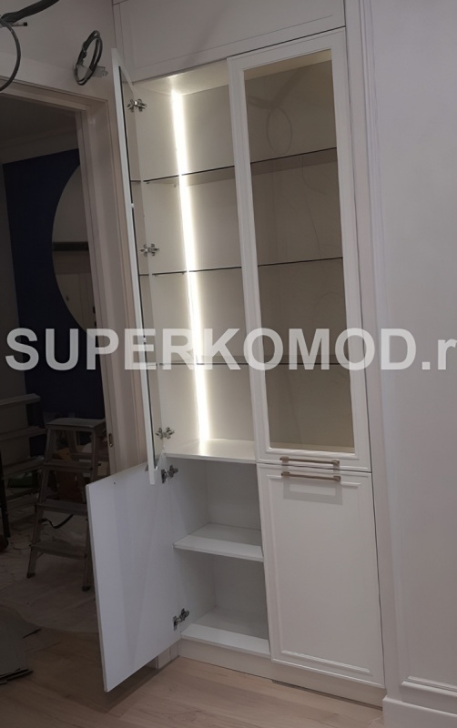 Угловая кухня в белом цвете на заказ