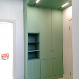 Шкаф для прихожей