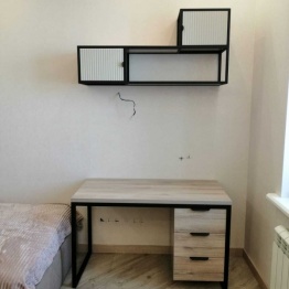 Набор мебели из двух компьютерных столов