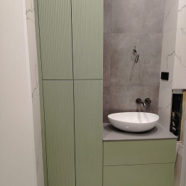 Мебель для ванной в светло-зеленом цвете