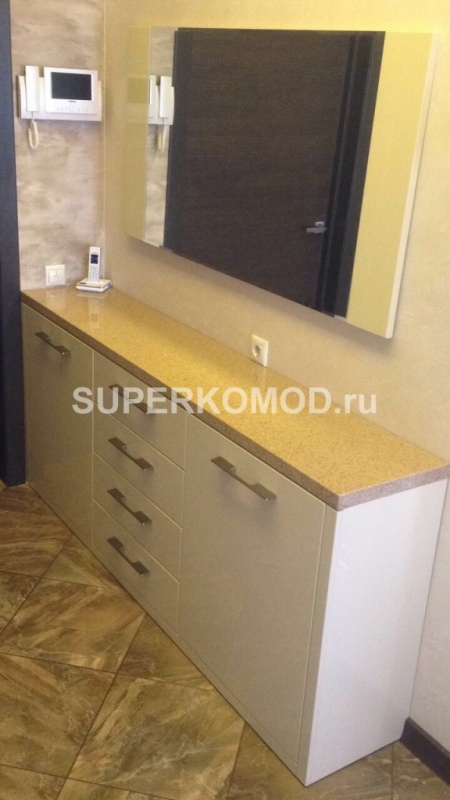 Комод в прихожую со столешницей из искусственного камня