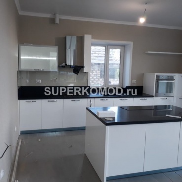 Столешница из черного камня