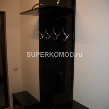 вешалка для одежды в прихожую