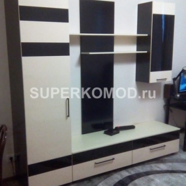 Светлая стенка гостиная